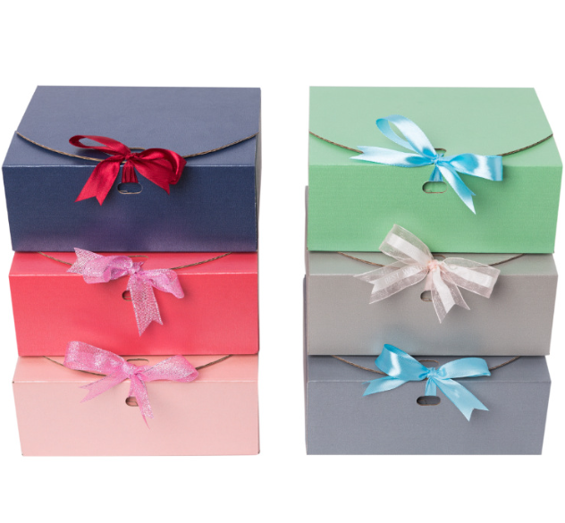 navy blue cardboard gift boxes